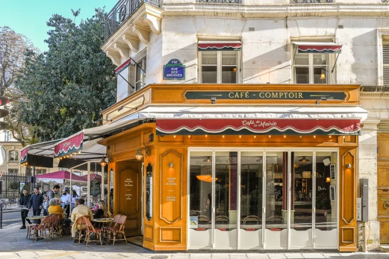 Façade rue des Archives